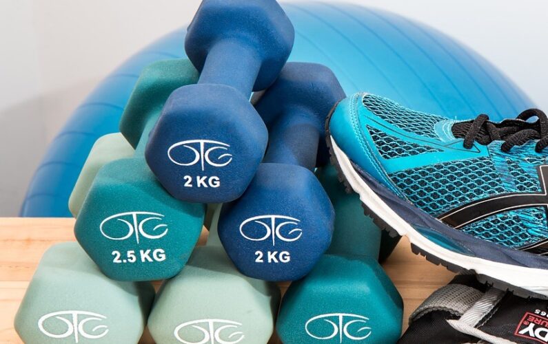 dumbbells-2465478_1280kwa